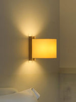 Papiro Fabric Wall Sconce with Wooden Mount – Modern Ambient Lighting