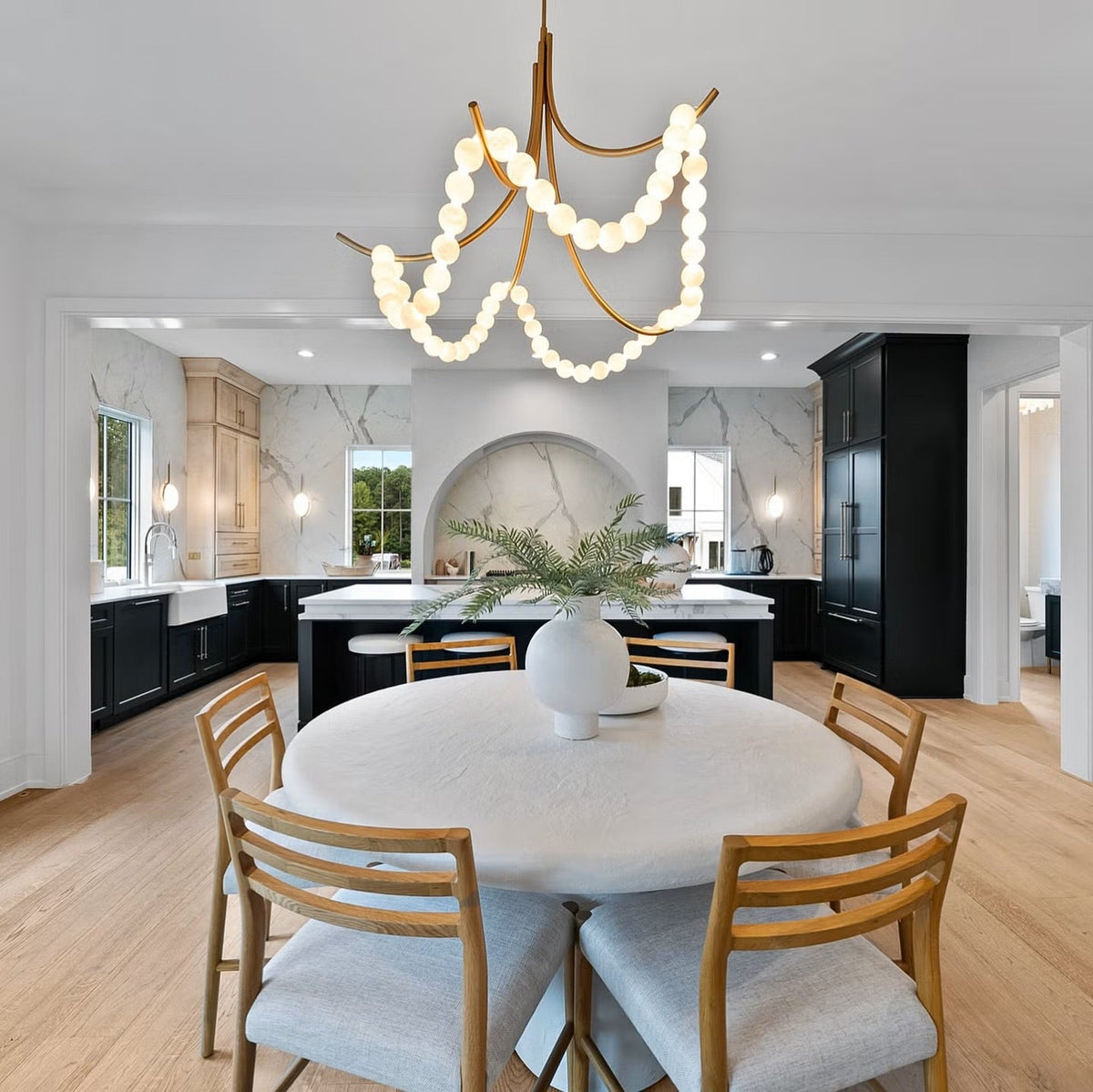 parel-chandelier