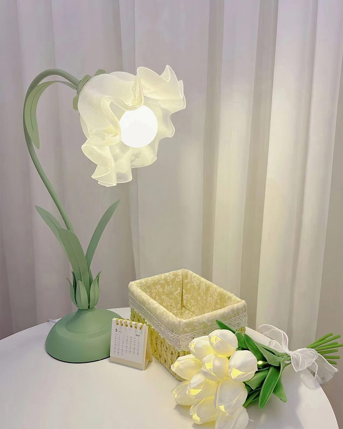 Pastoral Flower Table Lamp