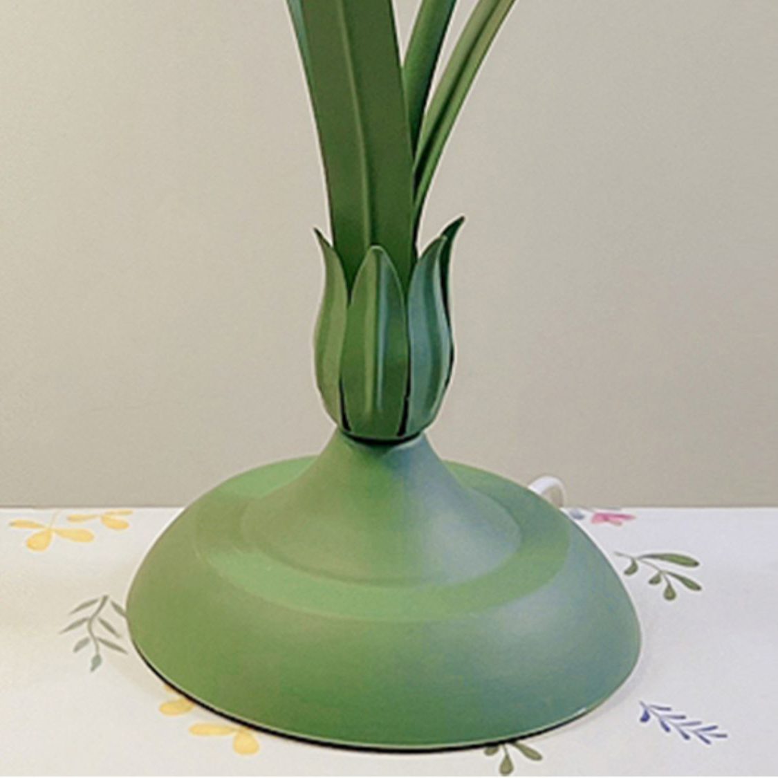 Pastoral Flower Table Lamp