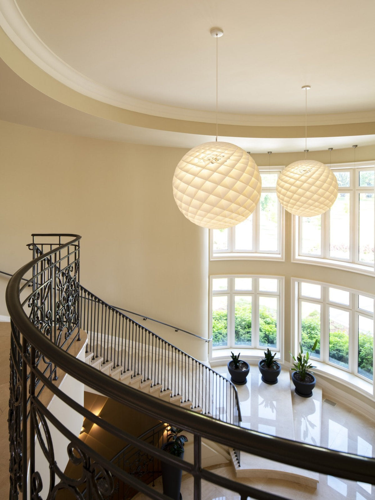 Patera Pendant Light