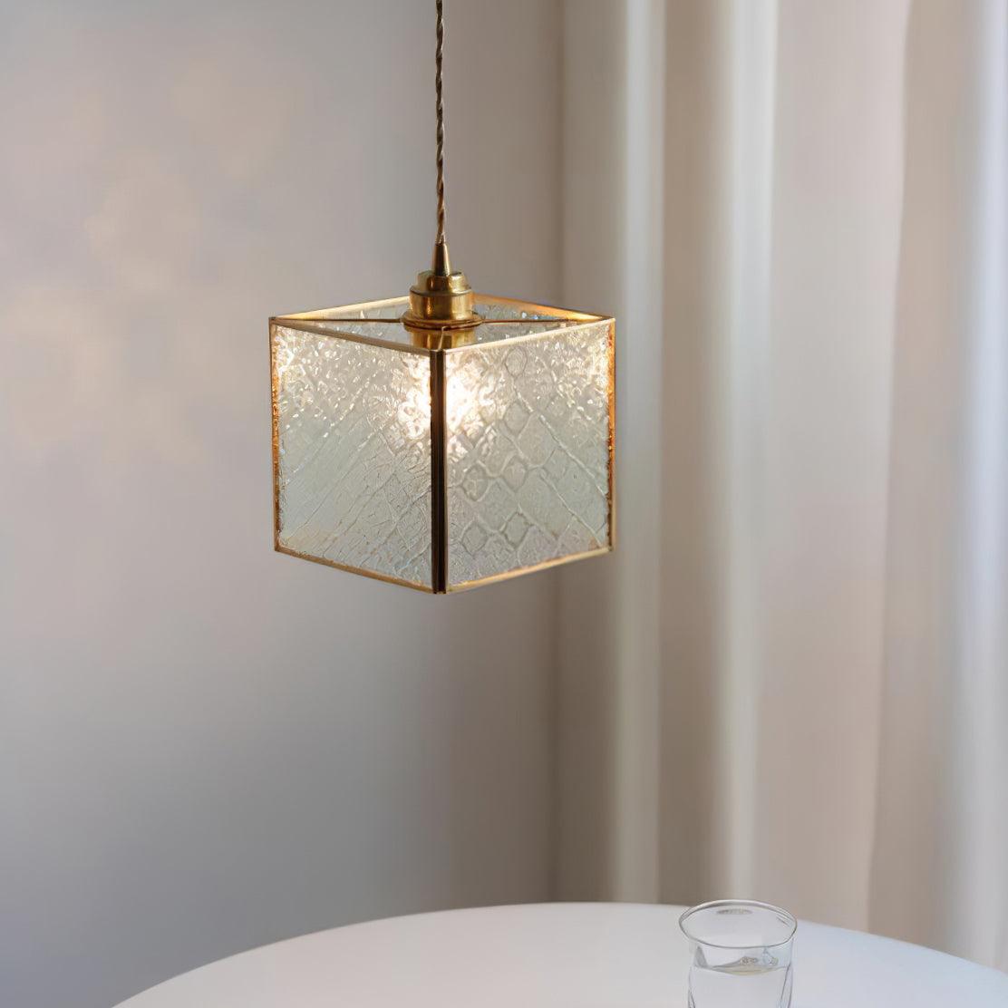 Patterned_Glass_Pendant_Lamp_1