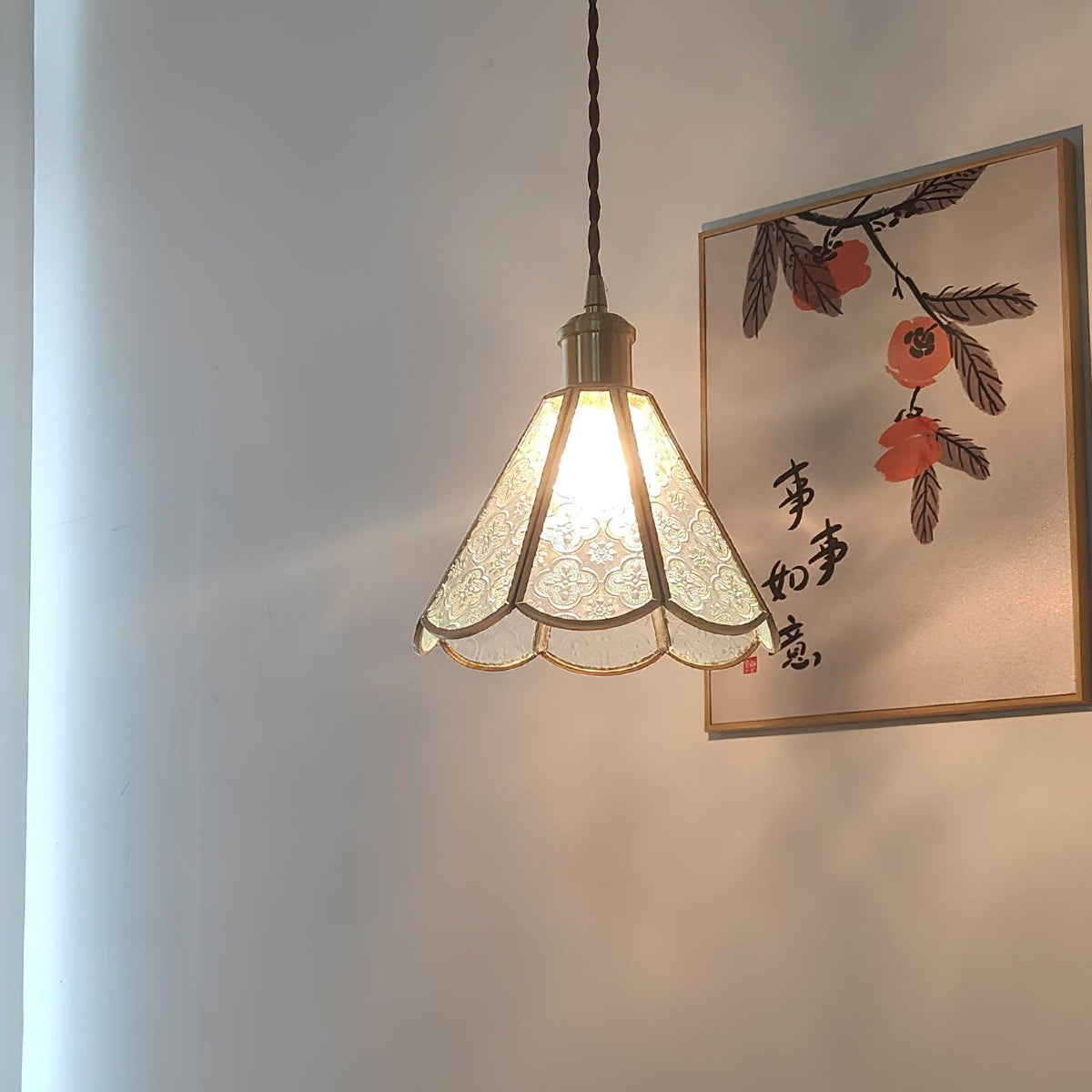 Patterned_Glass_Pendant_Lamp_1