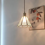 Patterned_Glass_Pendant_Lamp_1