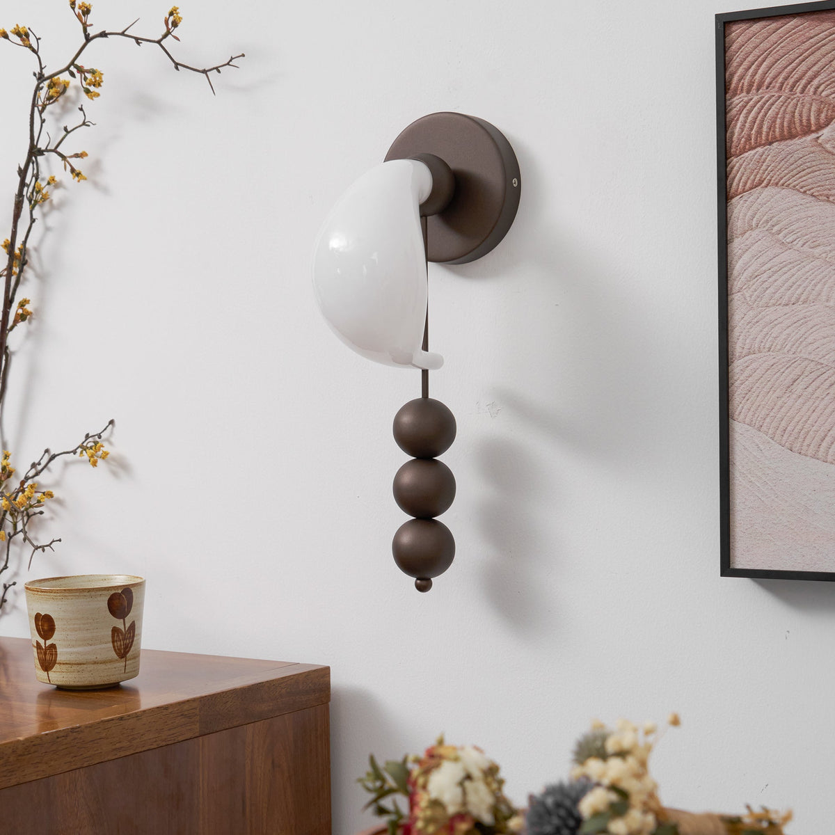 patty-wall-lamp