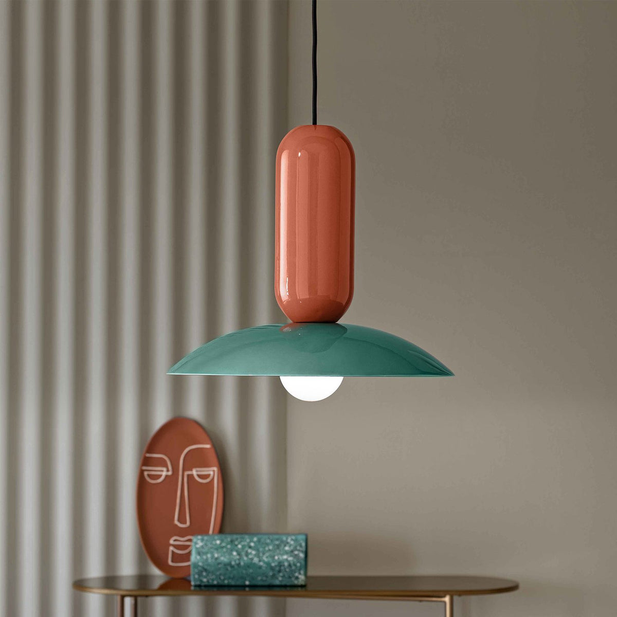 Pau Pendant light