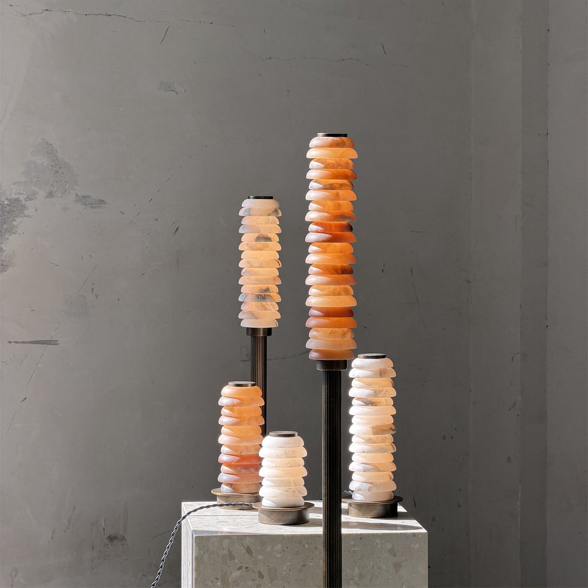 payson-alabaster-floor-lamp