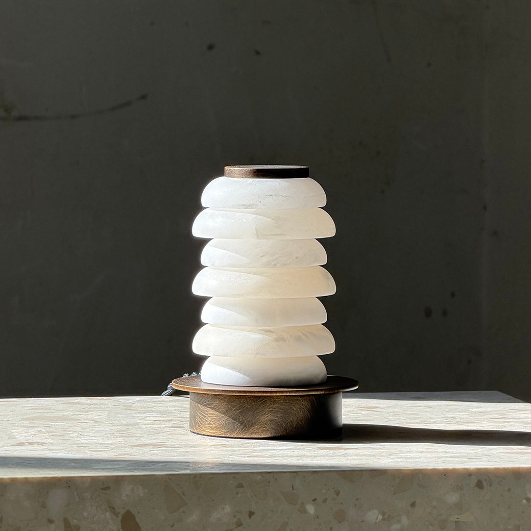 payson-alabaster-table-lamp