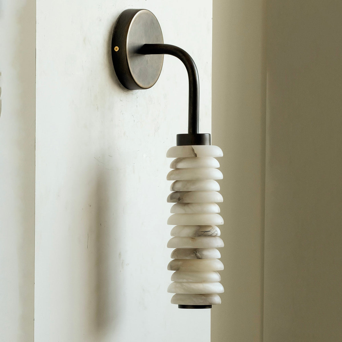 payson-alabaster-wall-sconce
