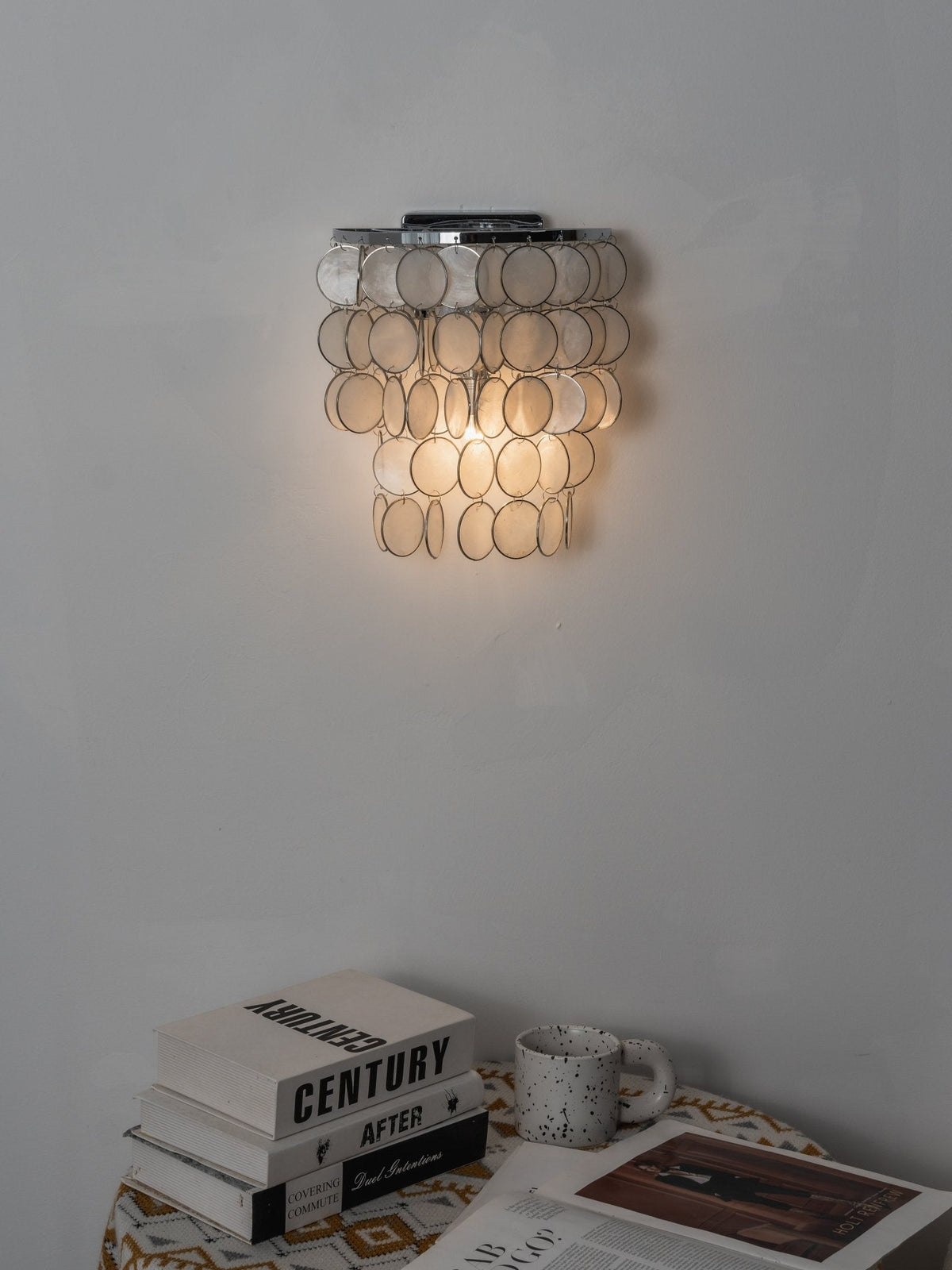 Pearl Shell Wall Sconce – Natural Layered Shell Wall Light for Bedroom, Living Room & Hallway