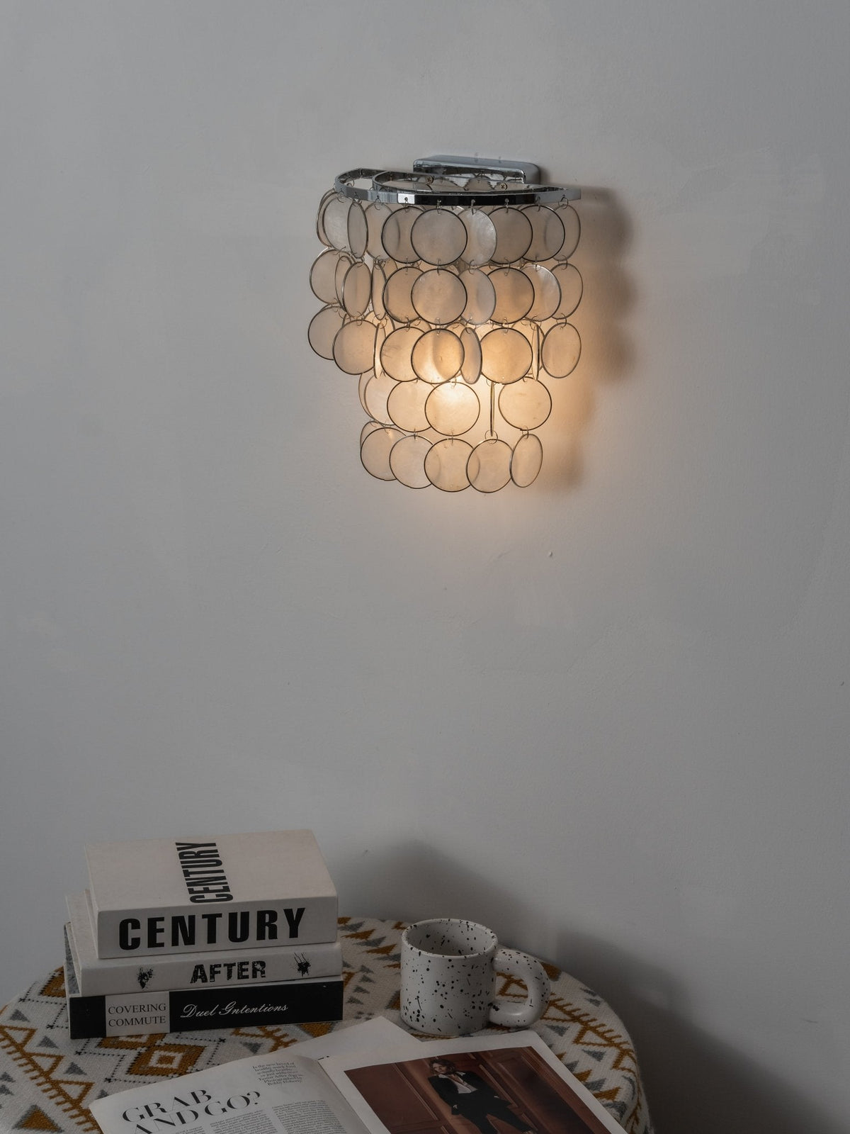 Pearl Shell Wall Sconce – Natural Layered Shell Wall Light for Bedroom, Living Room & Hallway