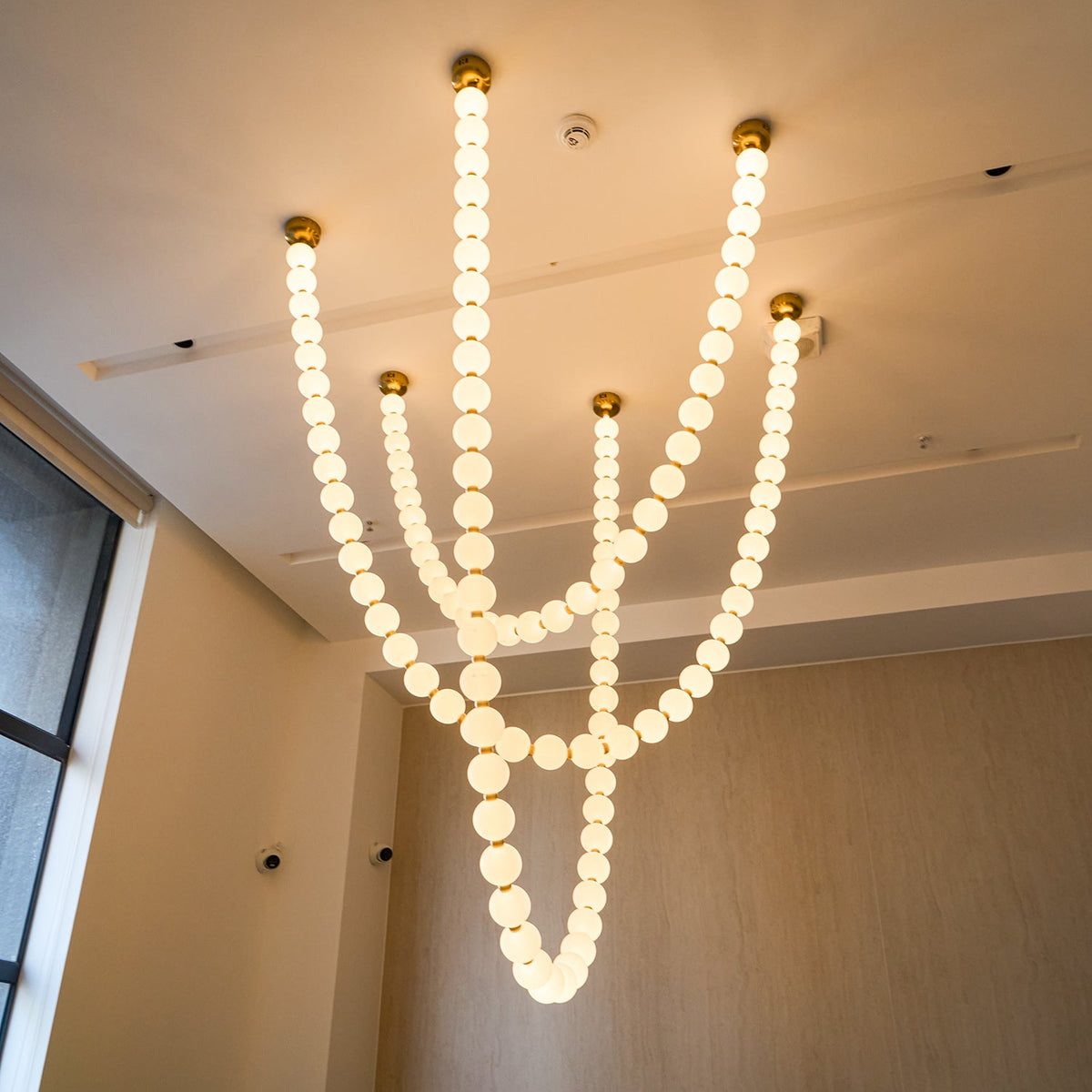 Pearl Necklace Acrylic Ball Chandelier, Modern Gold LED Pendant Light