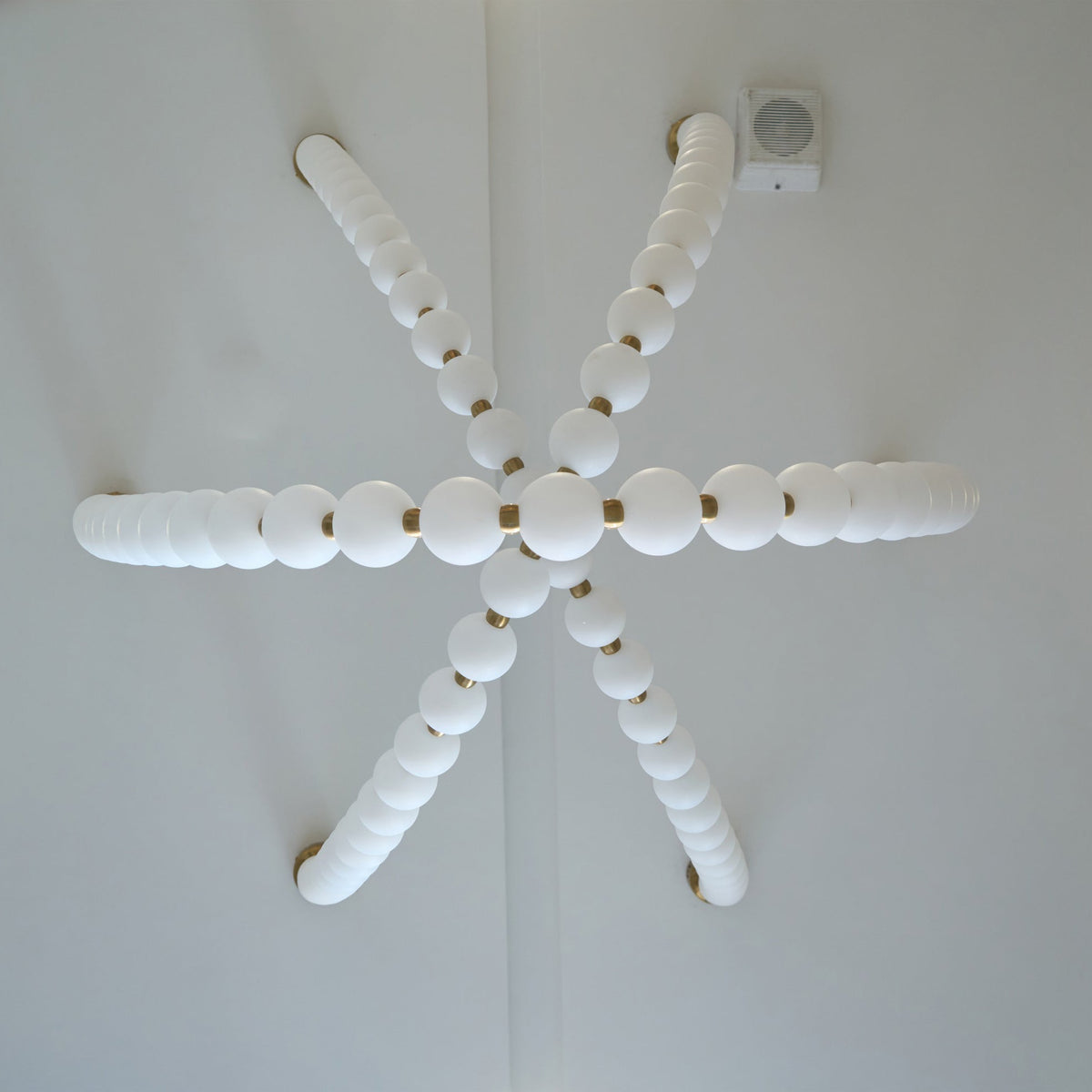pearl-necklace-chandelier