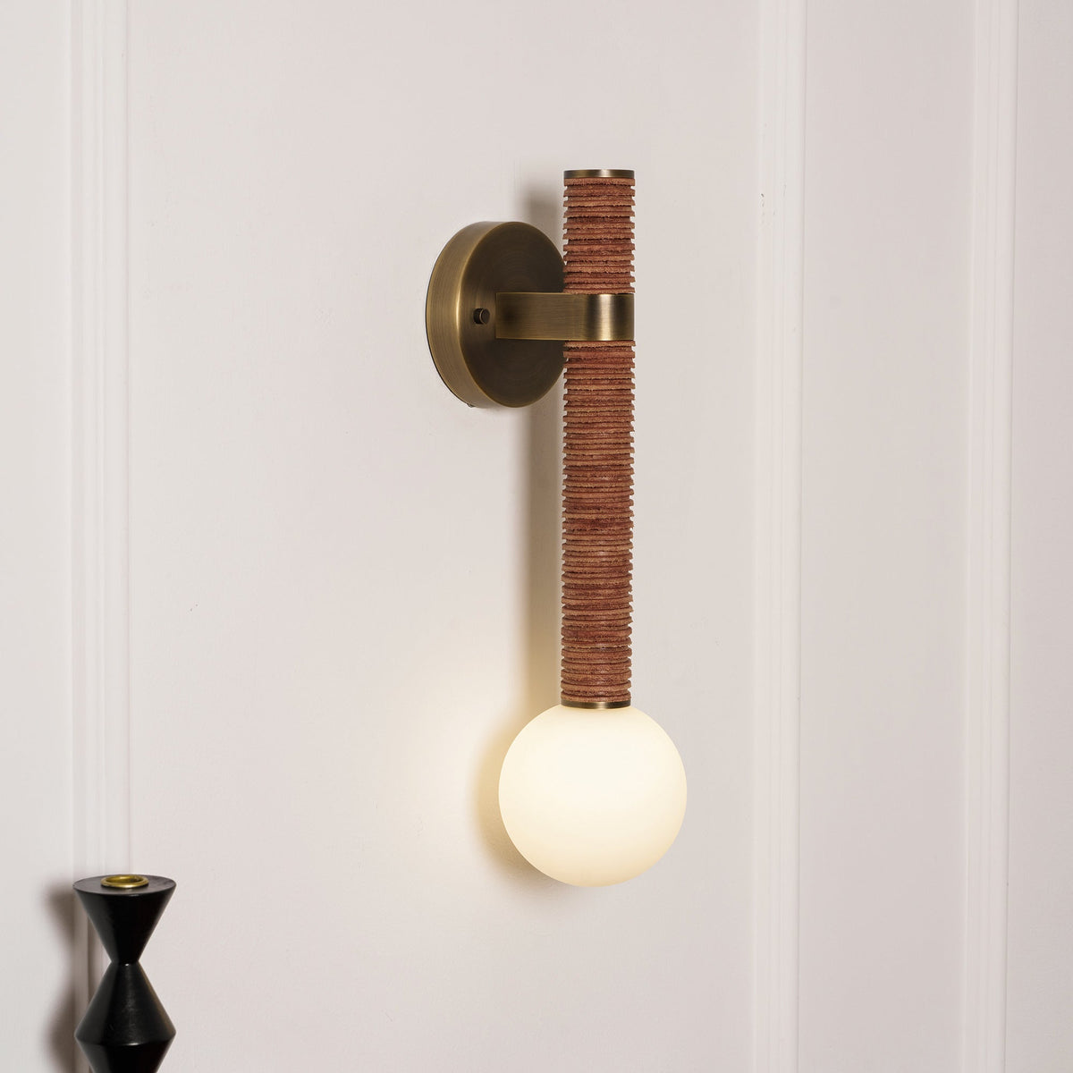 threadline-globe-wall-sconce