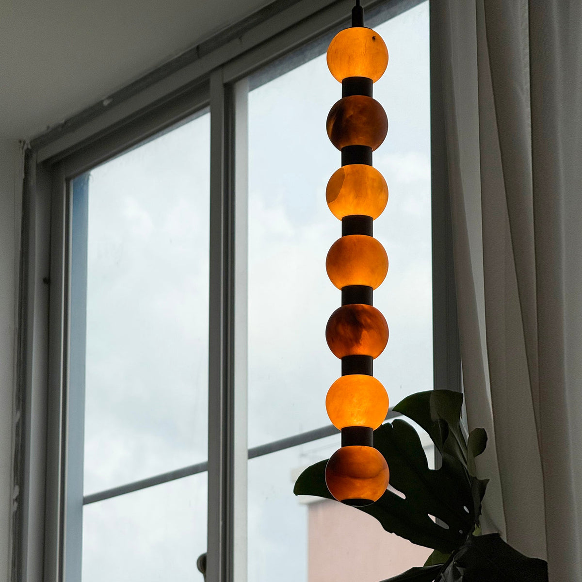 perle-alabaster-pendant-lamp