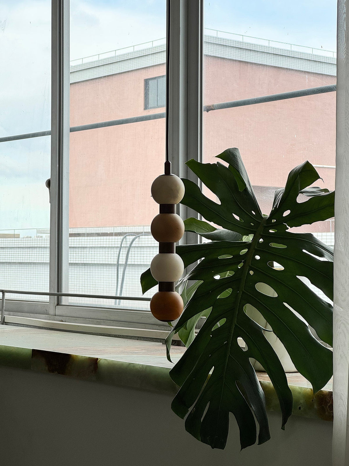perle-alabaster-pendant-lamp