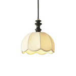 petal-charm-pendant-light