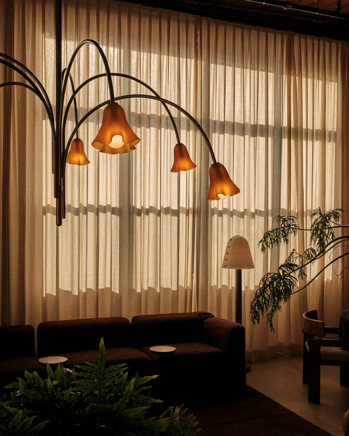 Petalia Blossom Chandelier – Floral Glass Pendant Light for Dining Room and Living Room