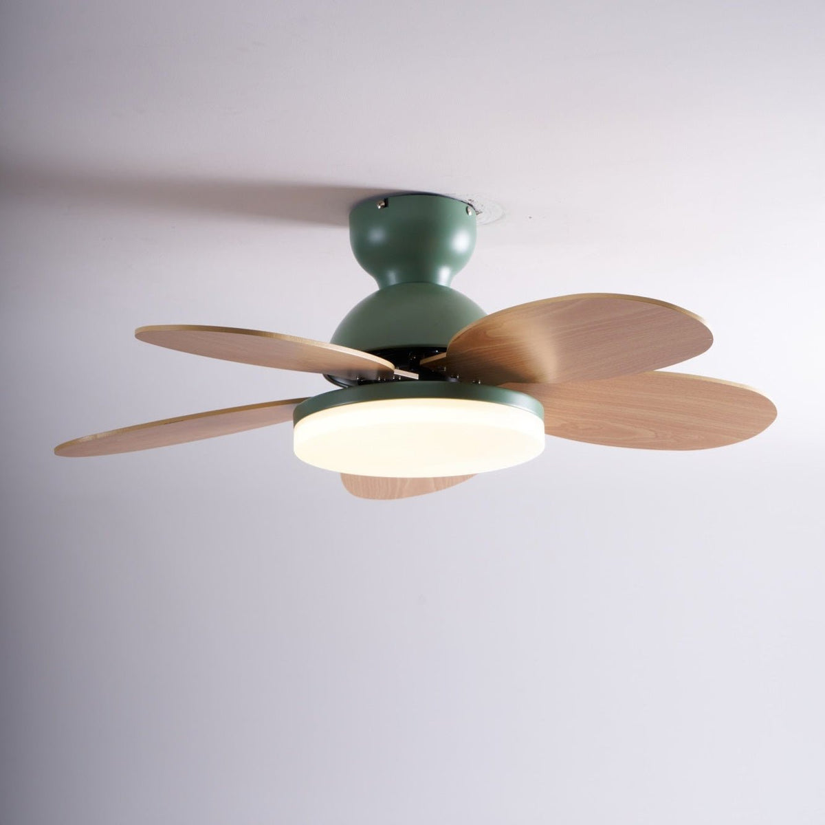 Petalo Six-Blade Wooden Ceiling Fan with Integrated LED Light
