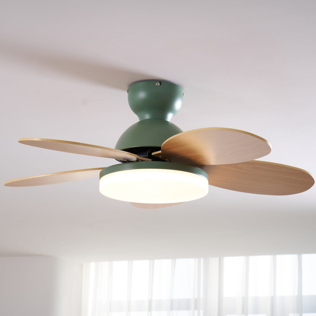 Petalo Six-Blade Wooden Ceiling Fan with Integrated LED Light