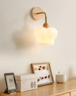 Crown Wall Lamp
