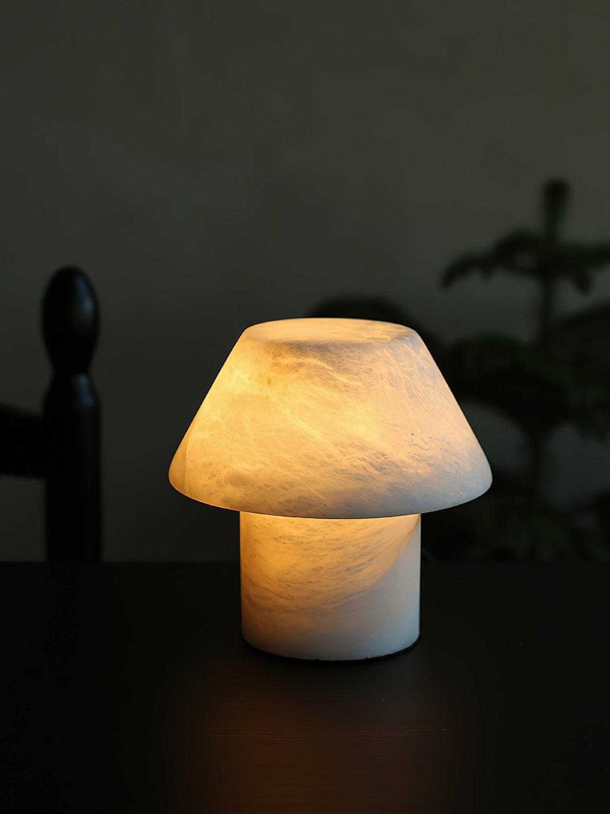 petra-table-lamp
