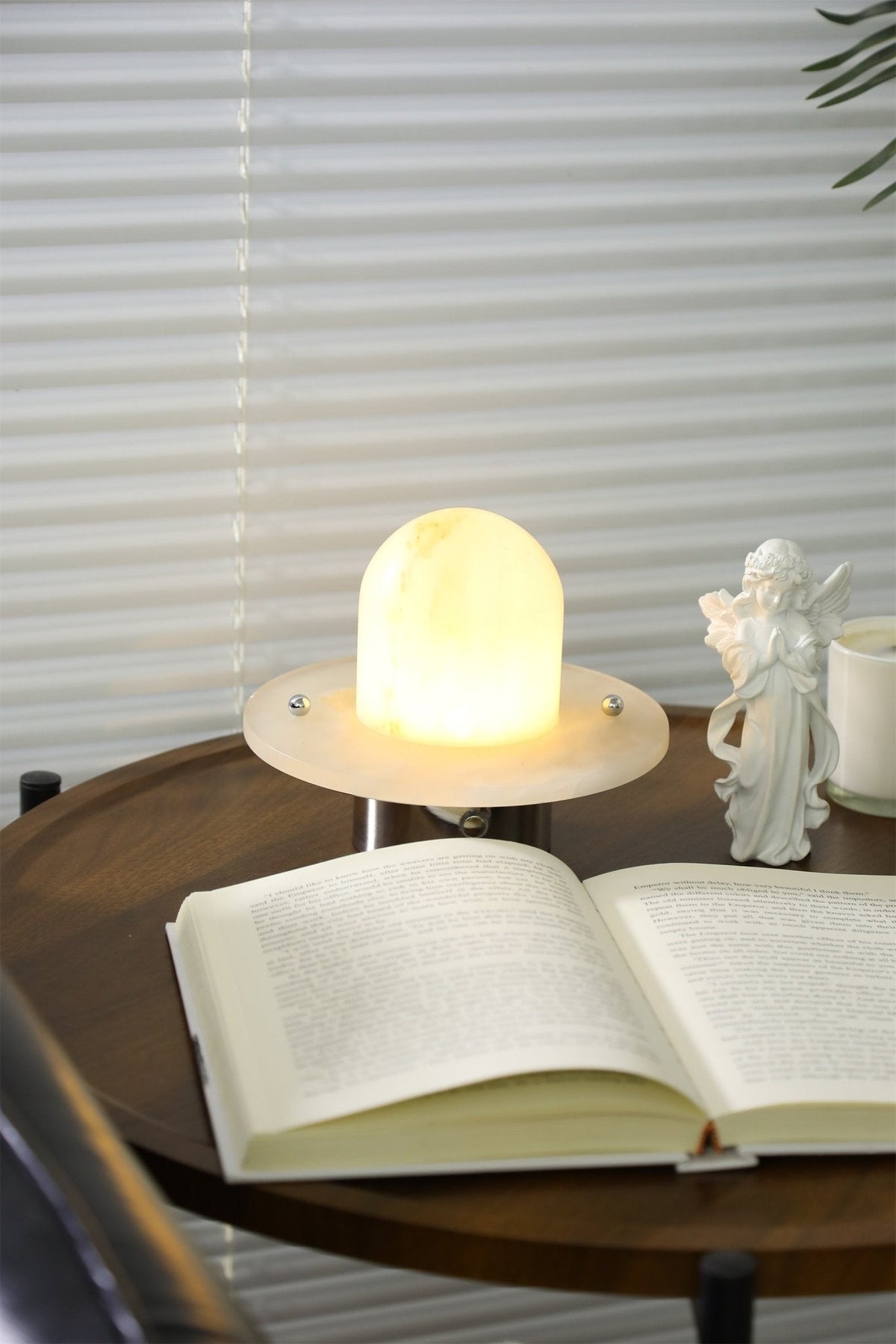 Petrified Alabaster Table Lamp – Sculptural LED Accent Light for Modern Interiors