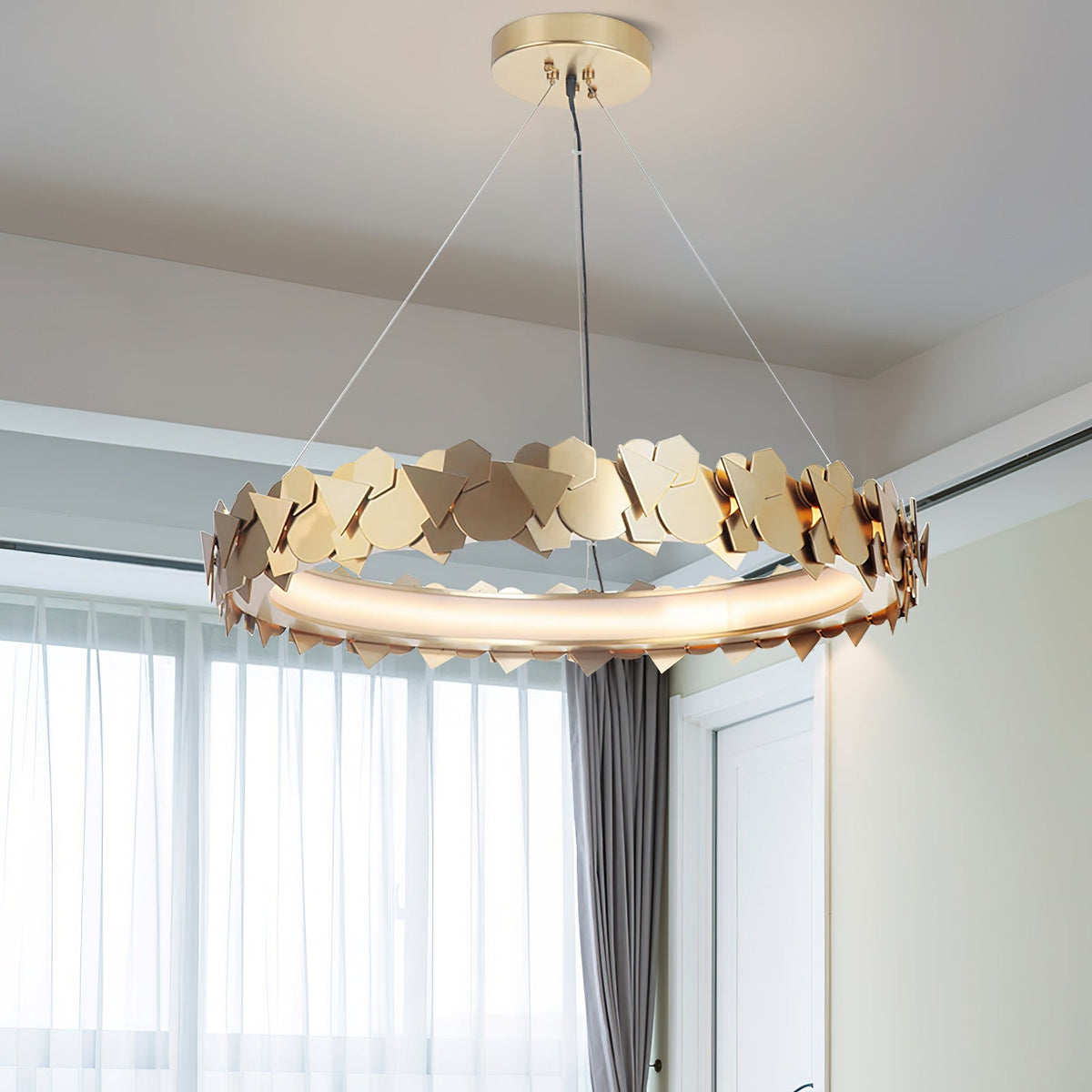 philomenos-halo-chandelier