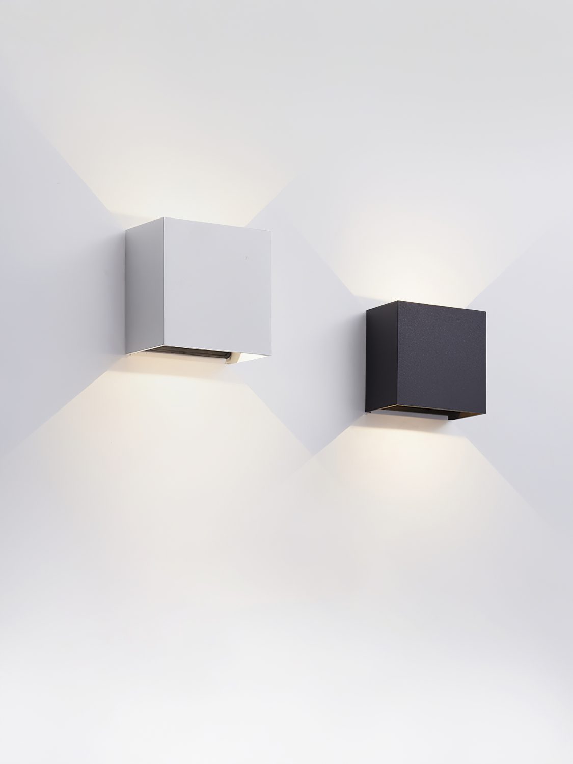 Pienza Wall Lamp
