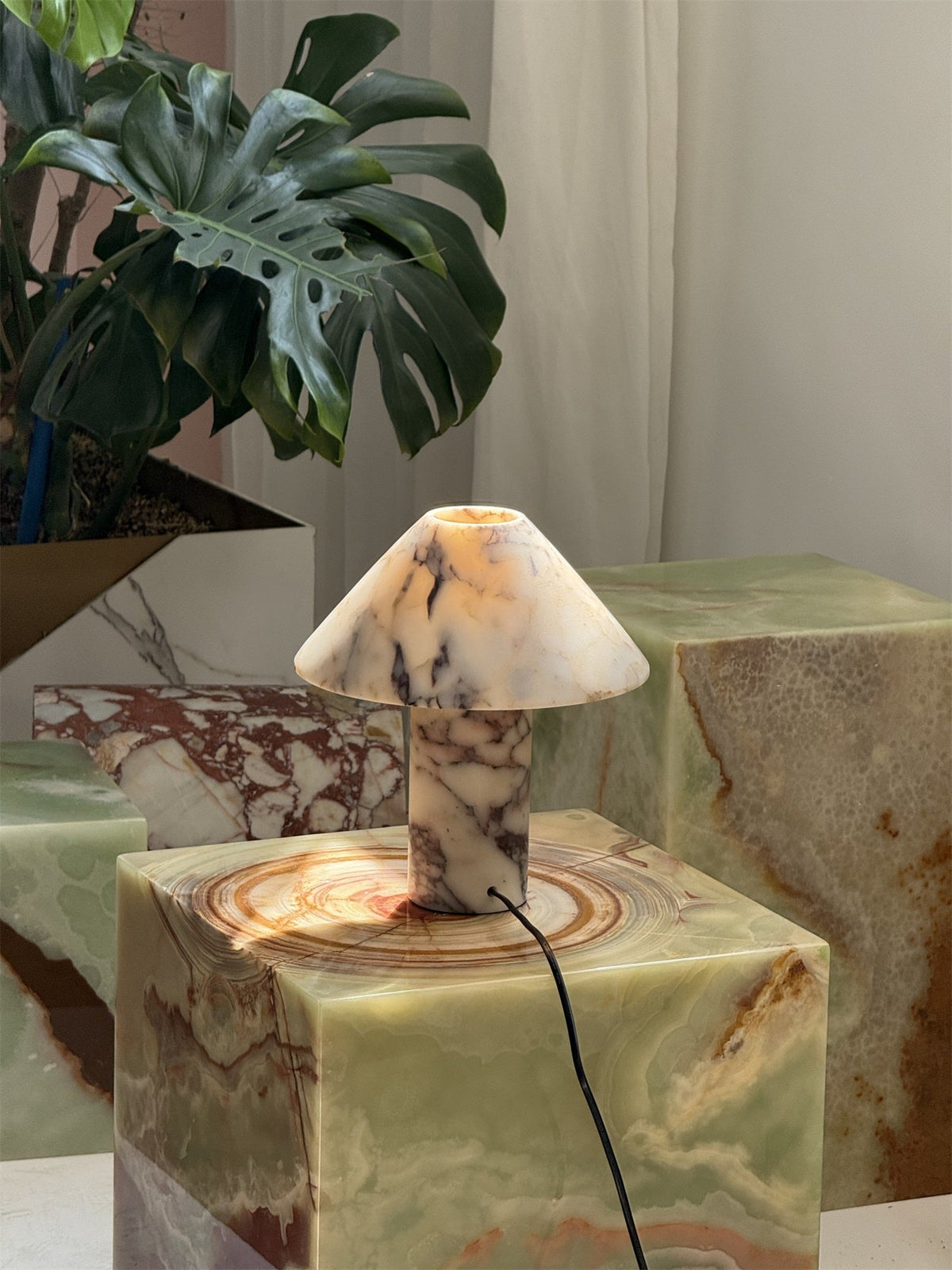 pillar-stone-table-light