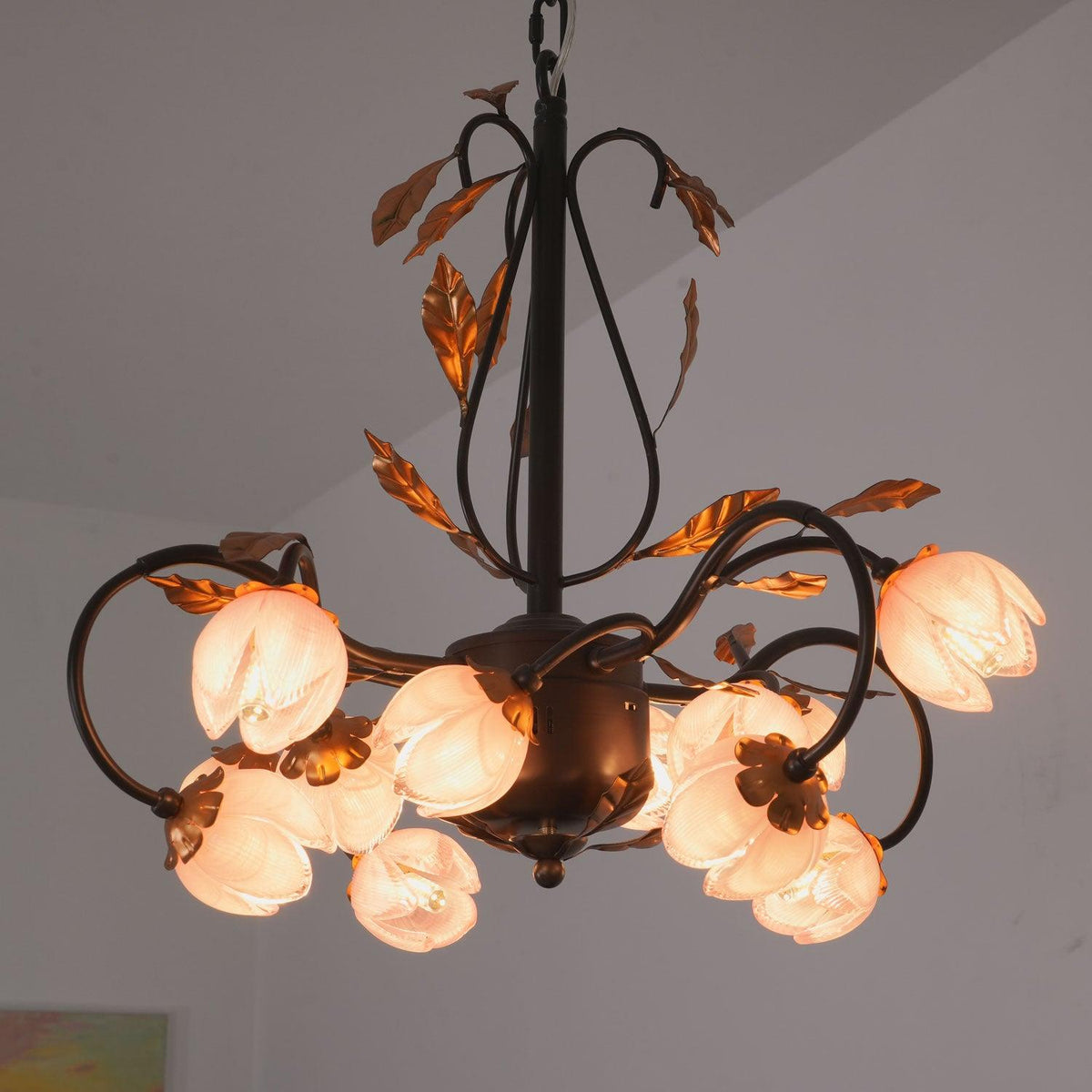 pink-tulip-chandelier