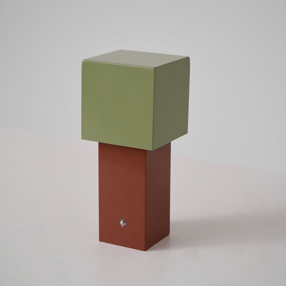 Cubic Accent Portable Table Lamp – Modern Minimalist Rechargeable LED Light