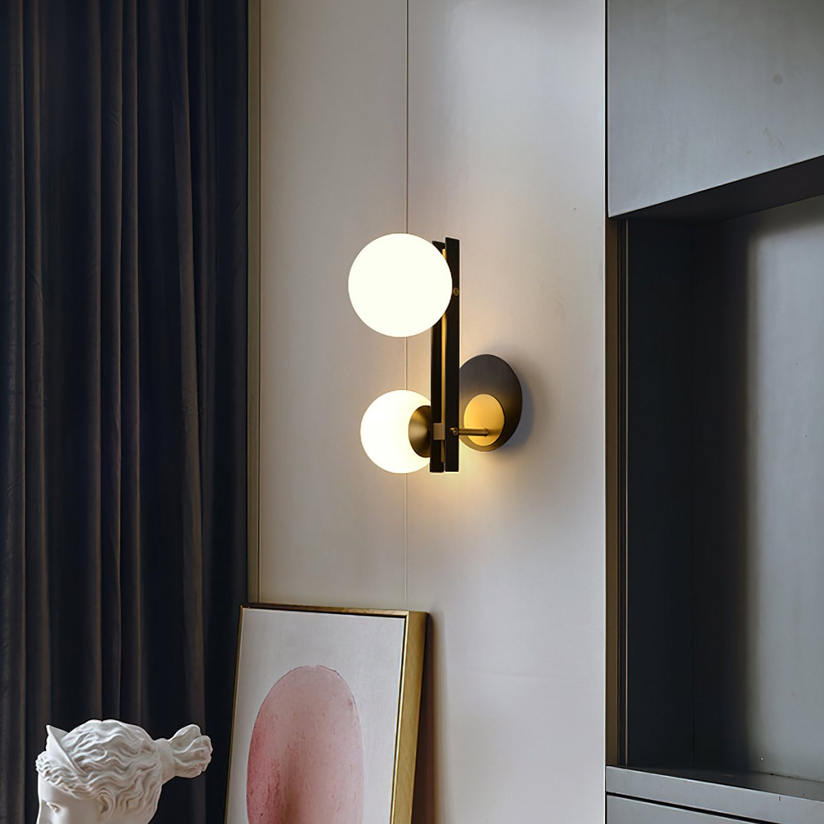 Planeta Wall Lamp