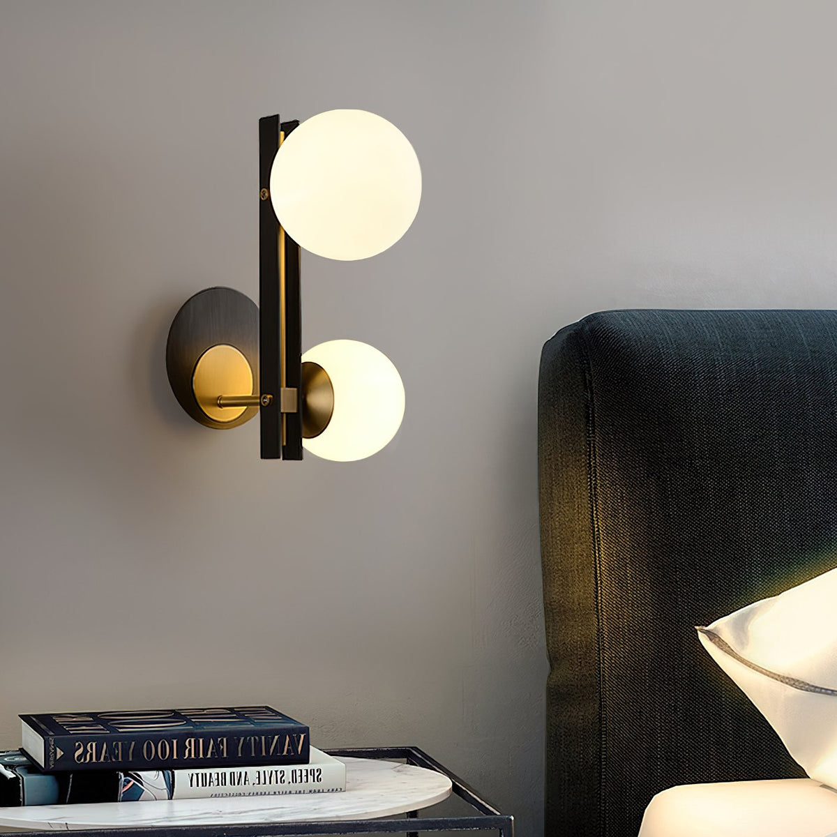 Planeta Wall Lamp