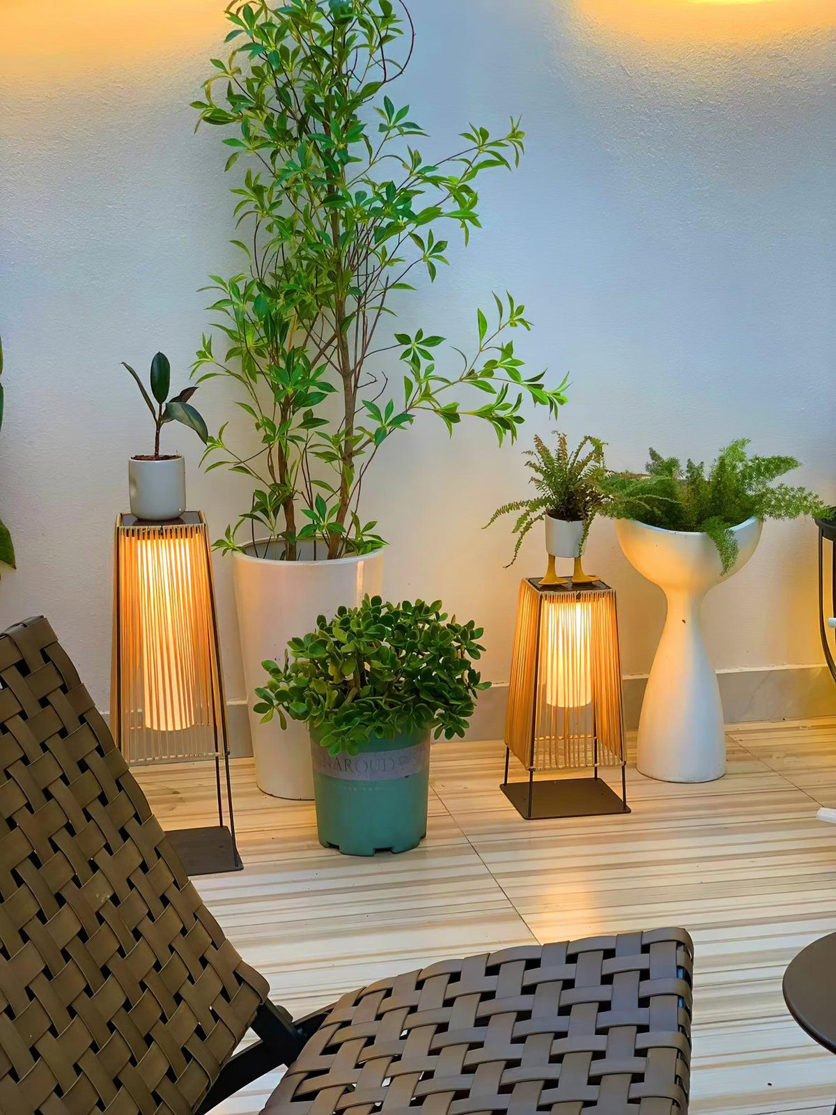 Plastic Rattaplastic Rattan Outdoor Post Light With Solar Panel