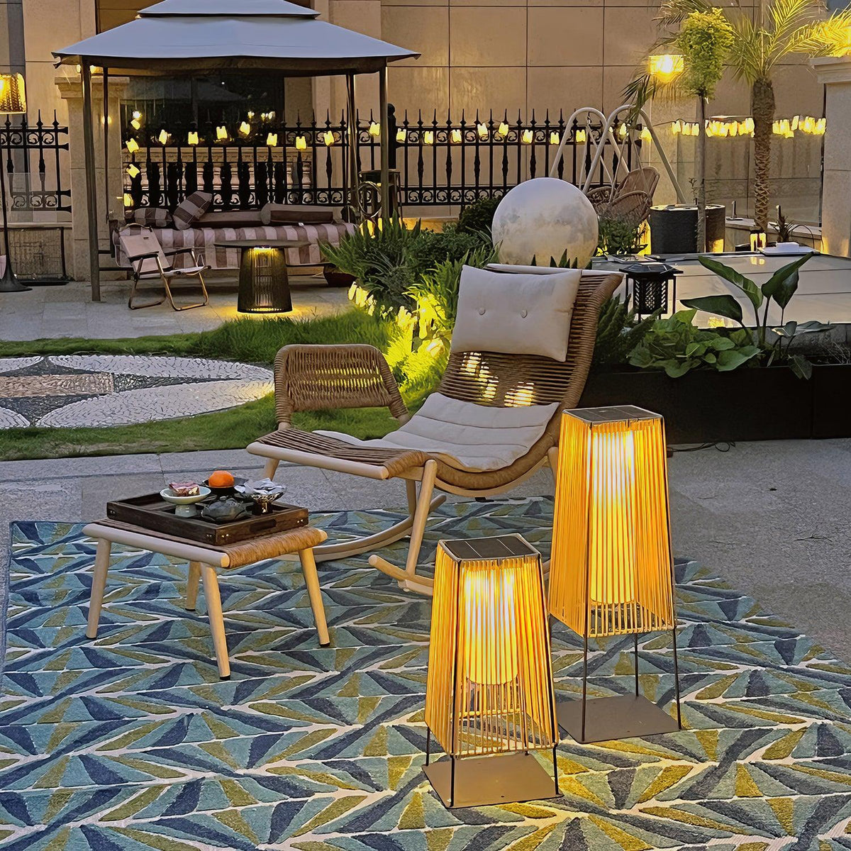 Plastic Rattaplastic Rattan Outdoor Post Light With Solar Panel