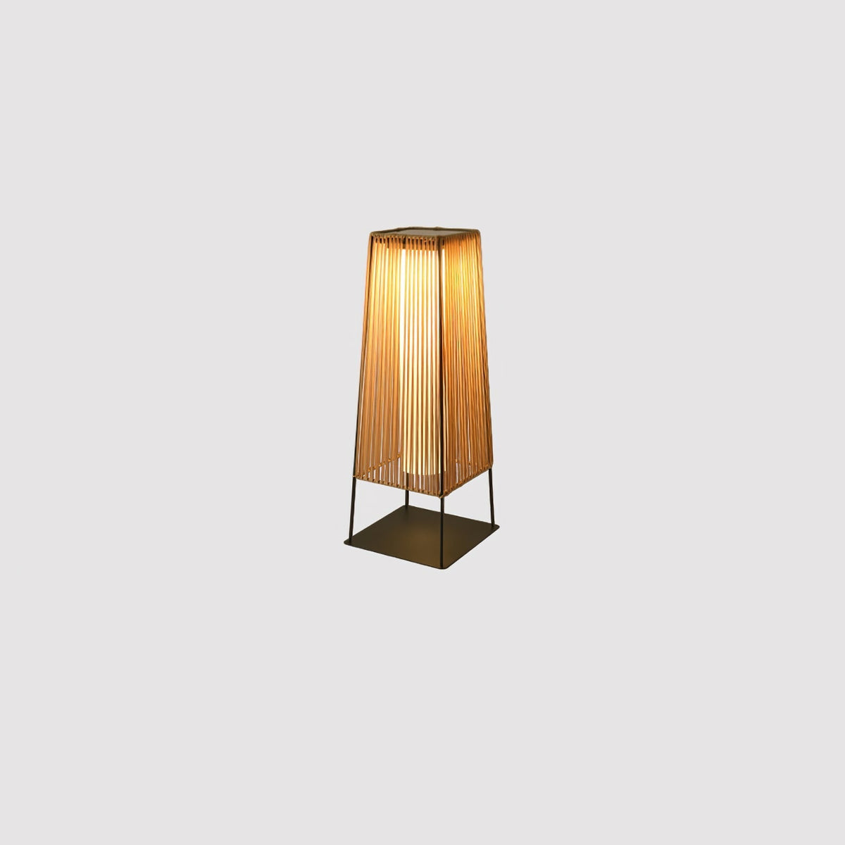 Plastic Rattaplastic Rattan Outdoor Post Light With Solar Panel