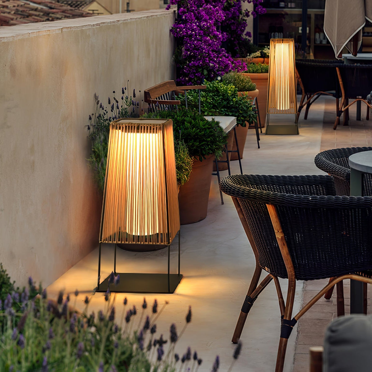 Plastic Rattaplastic Rattan Outdoor Post Light With Solar Panel