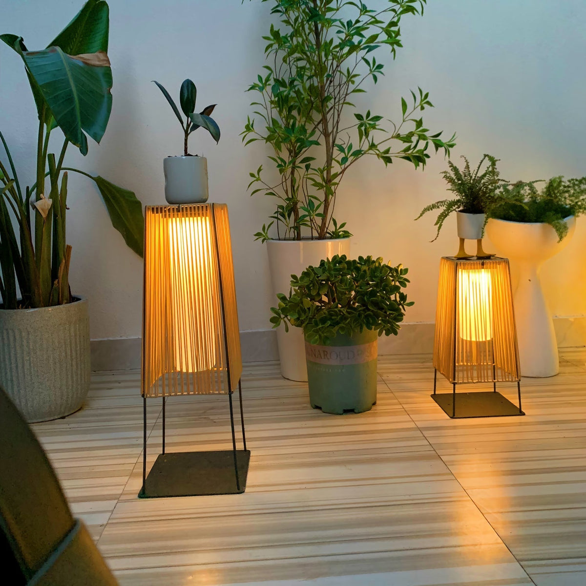 Plastic Rattaplastic Rattan Outdoor Post Light With Solar Panel