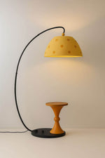 Arc Floor Lamp with Side Table – Modern Sculptural Lighting