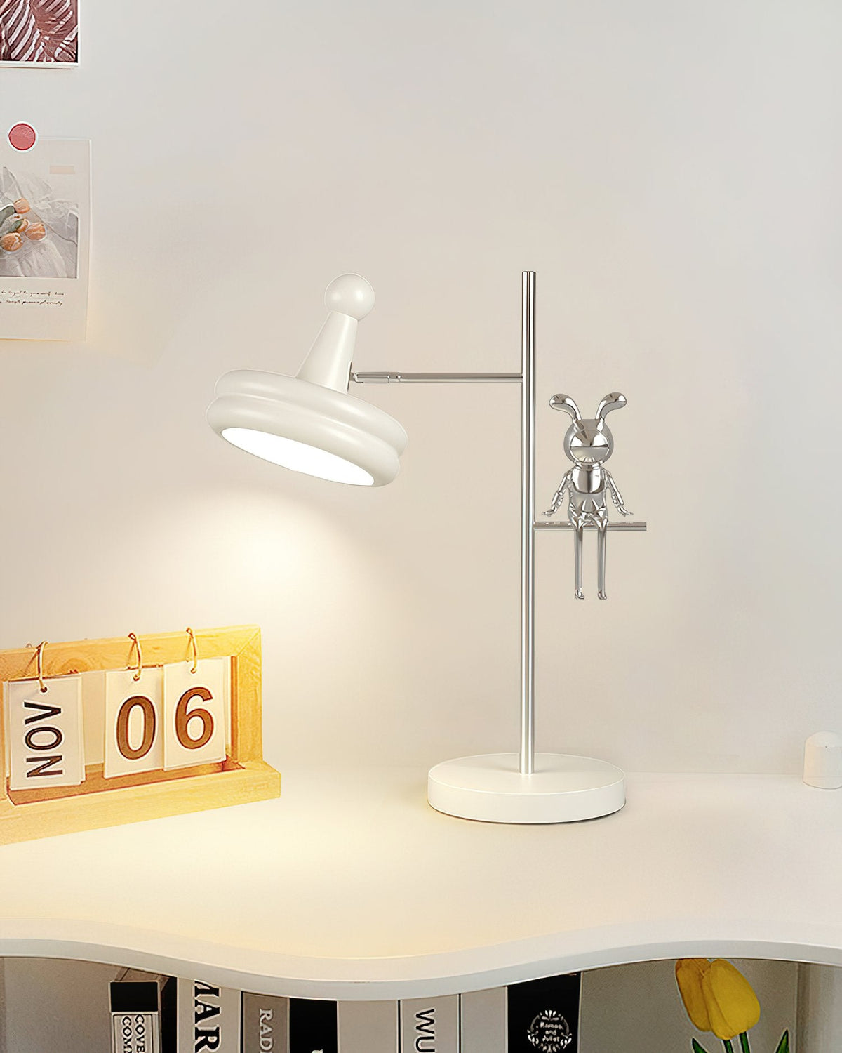 Playful Rabbit Table Lamp