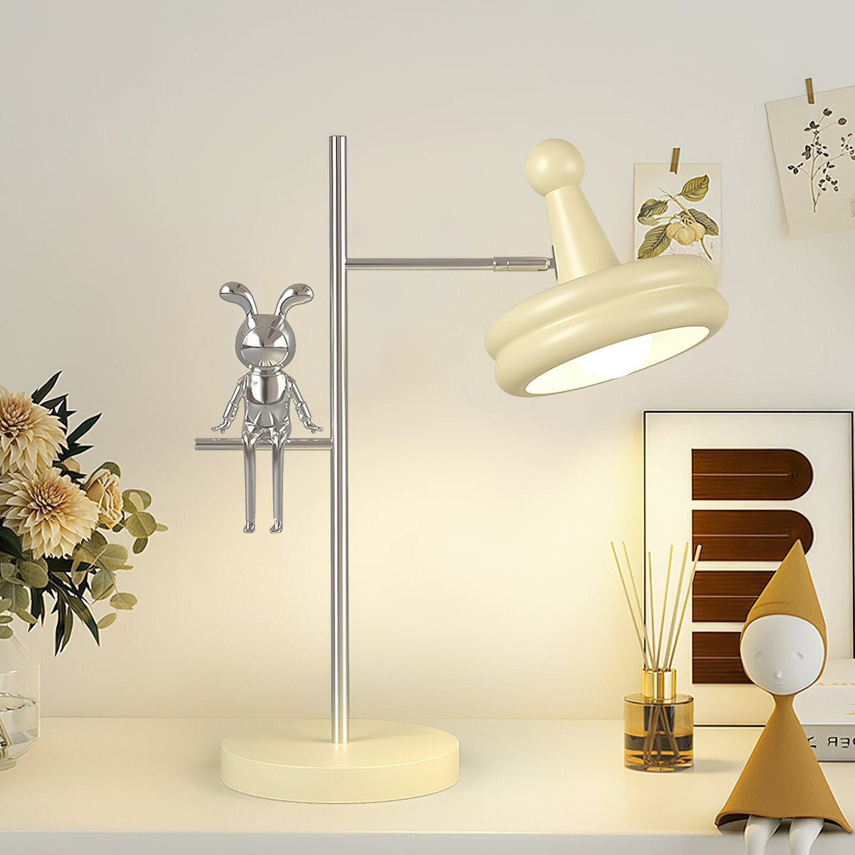Playful Rabbit Table Lamp