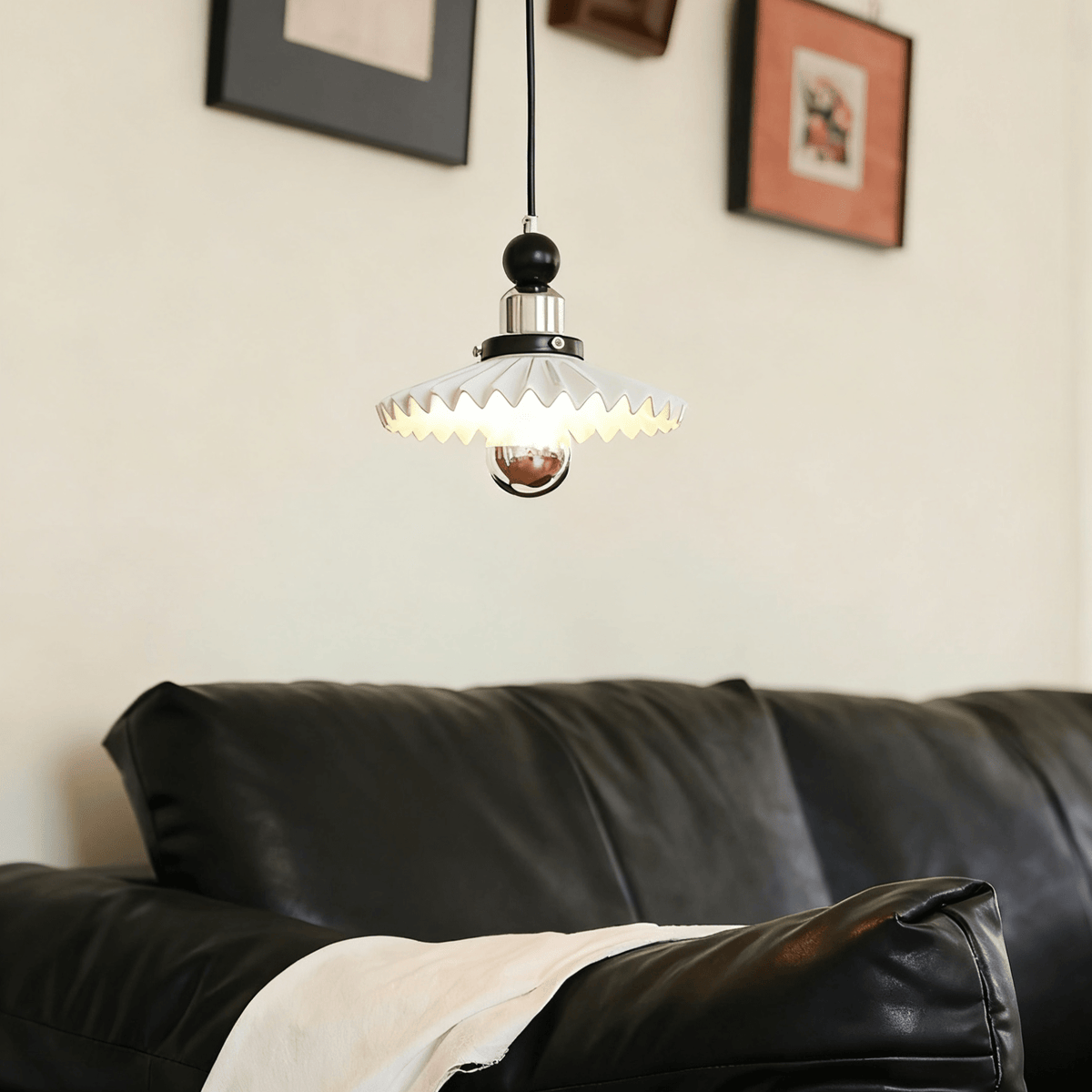 Pleated Petal Pendant Light – Modern Ceramic Hanging Lamp for Dining and Bedroom