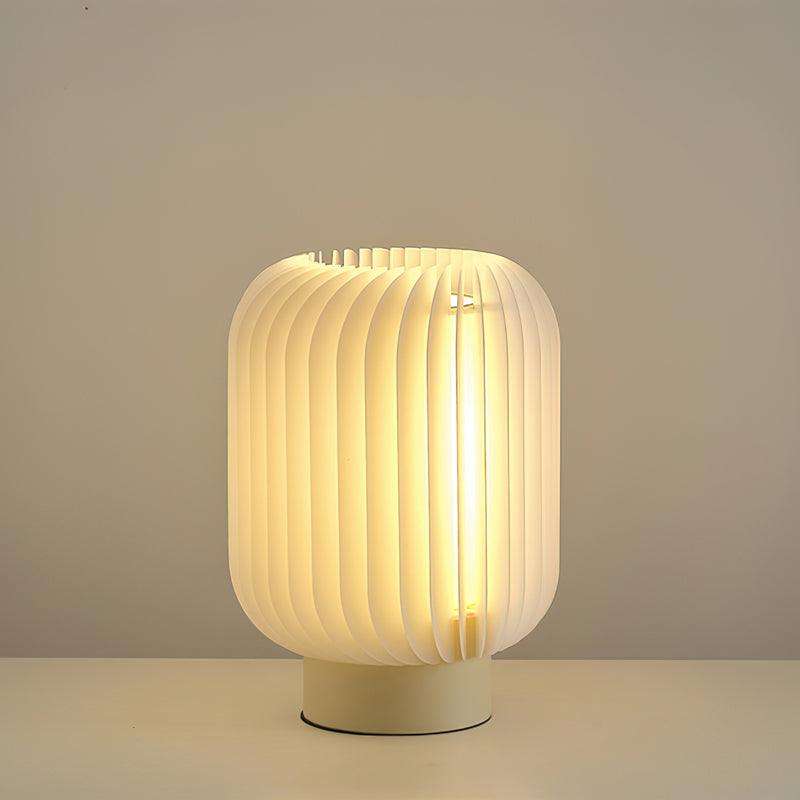 pleated-table-lamp