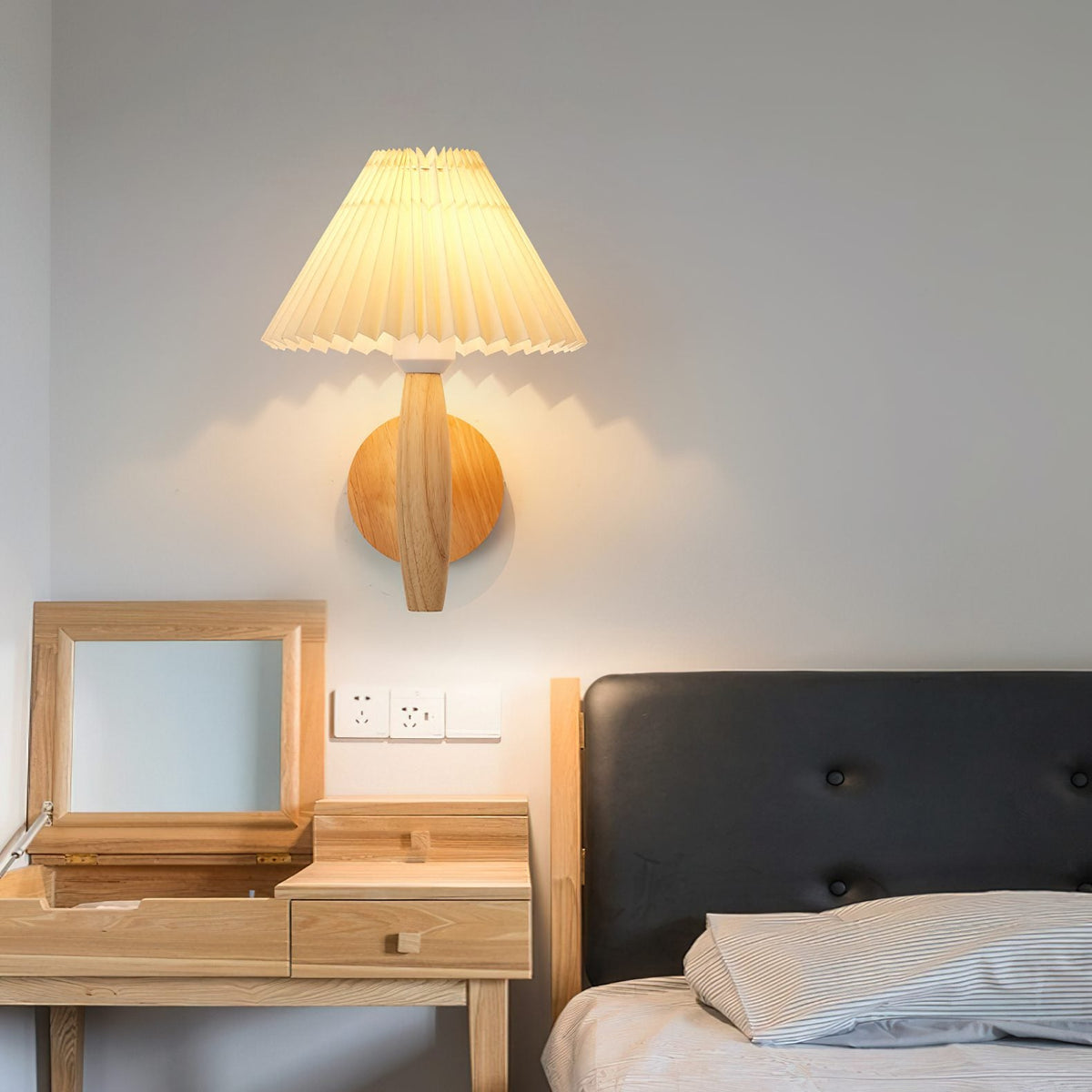 Pleated Wood Wall Light
