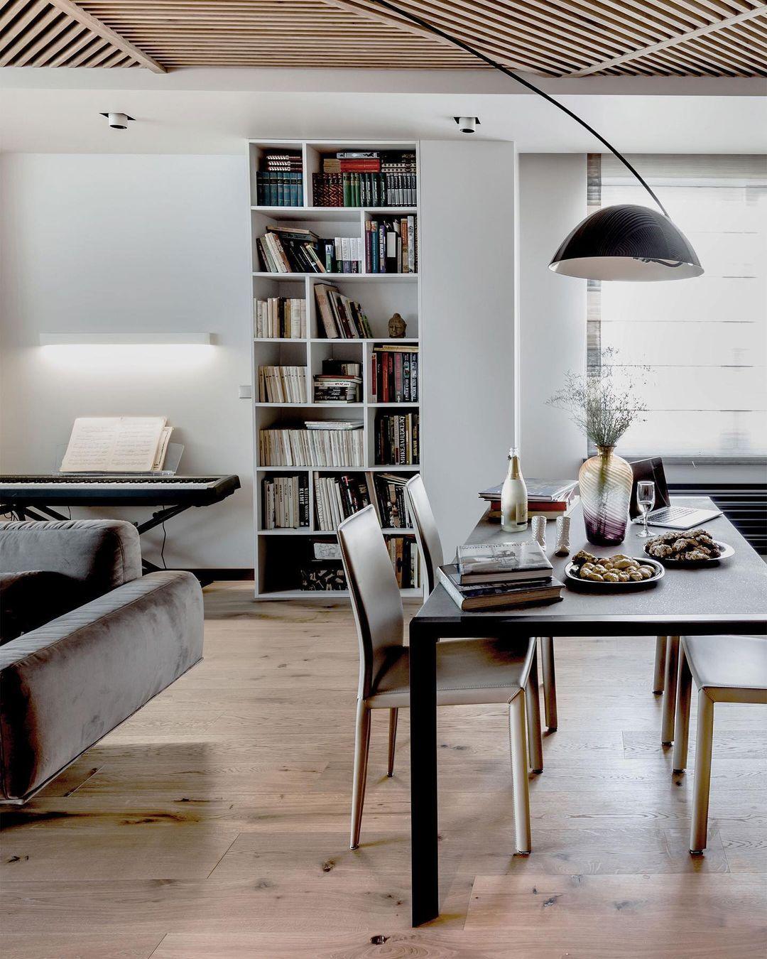 pluma-floor-lamp