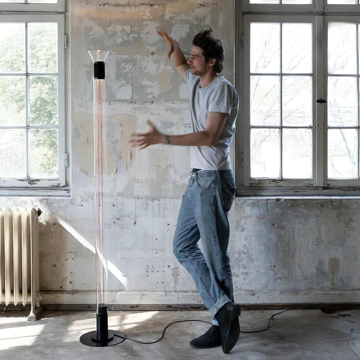 pole-tube-floor-lamp