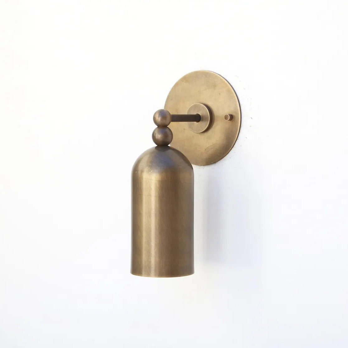 pratt-wall-lamp