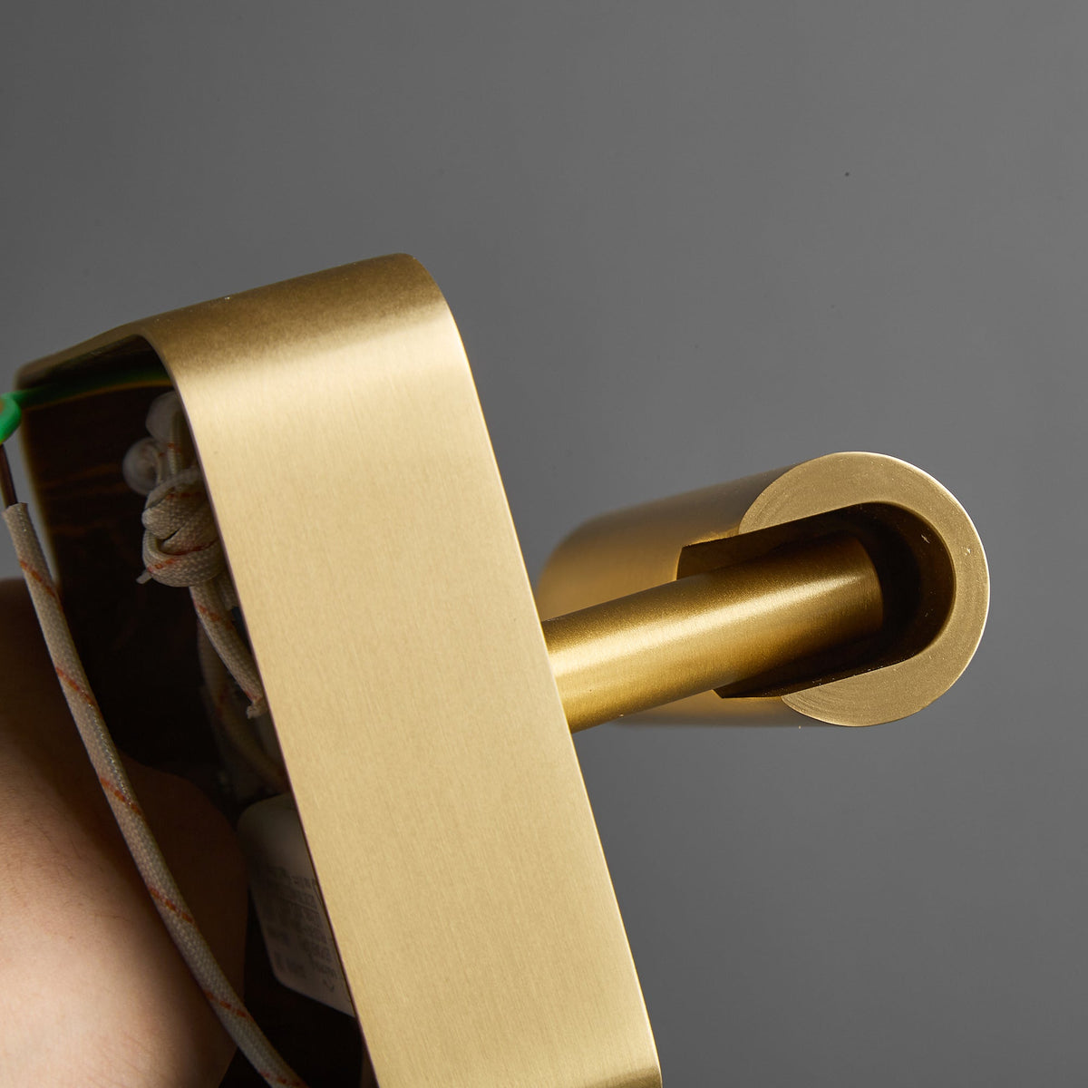prea-wall-lamp