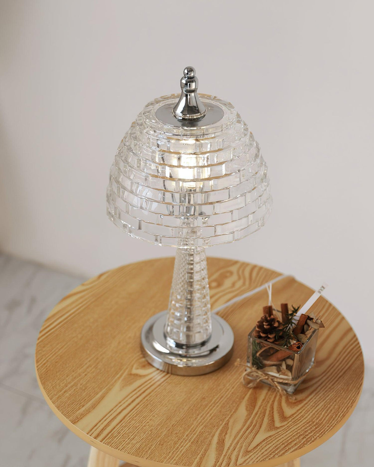 prism-tower-table-lamp